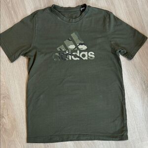 Adidas Men’s Olive Camo Graphic Tee, Size Small
